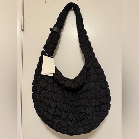 COS Oversized quilted crossbody - preowned - Picture 8 of 8